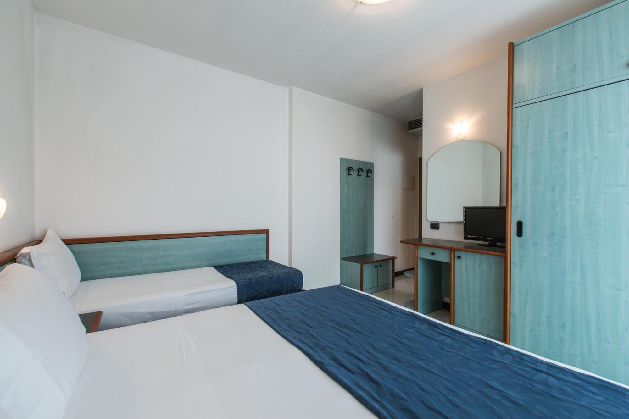 Hotel Luxor มิลาโน แมริตทิมา ภายนอก รูปภาพ
